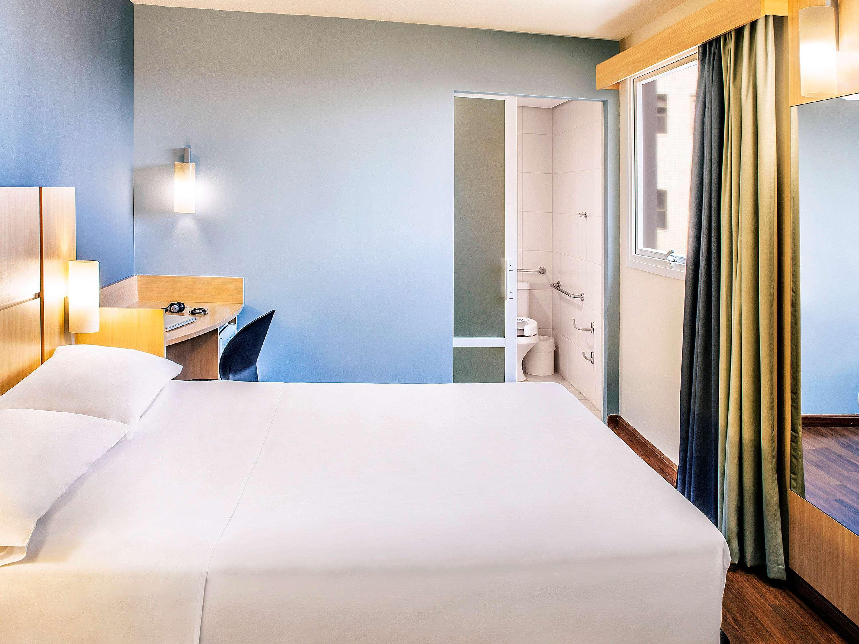 Готель Ibis Belo Horizonte Savassi Екстер'єр фото