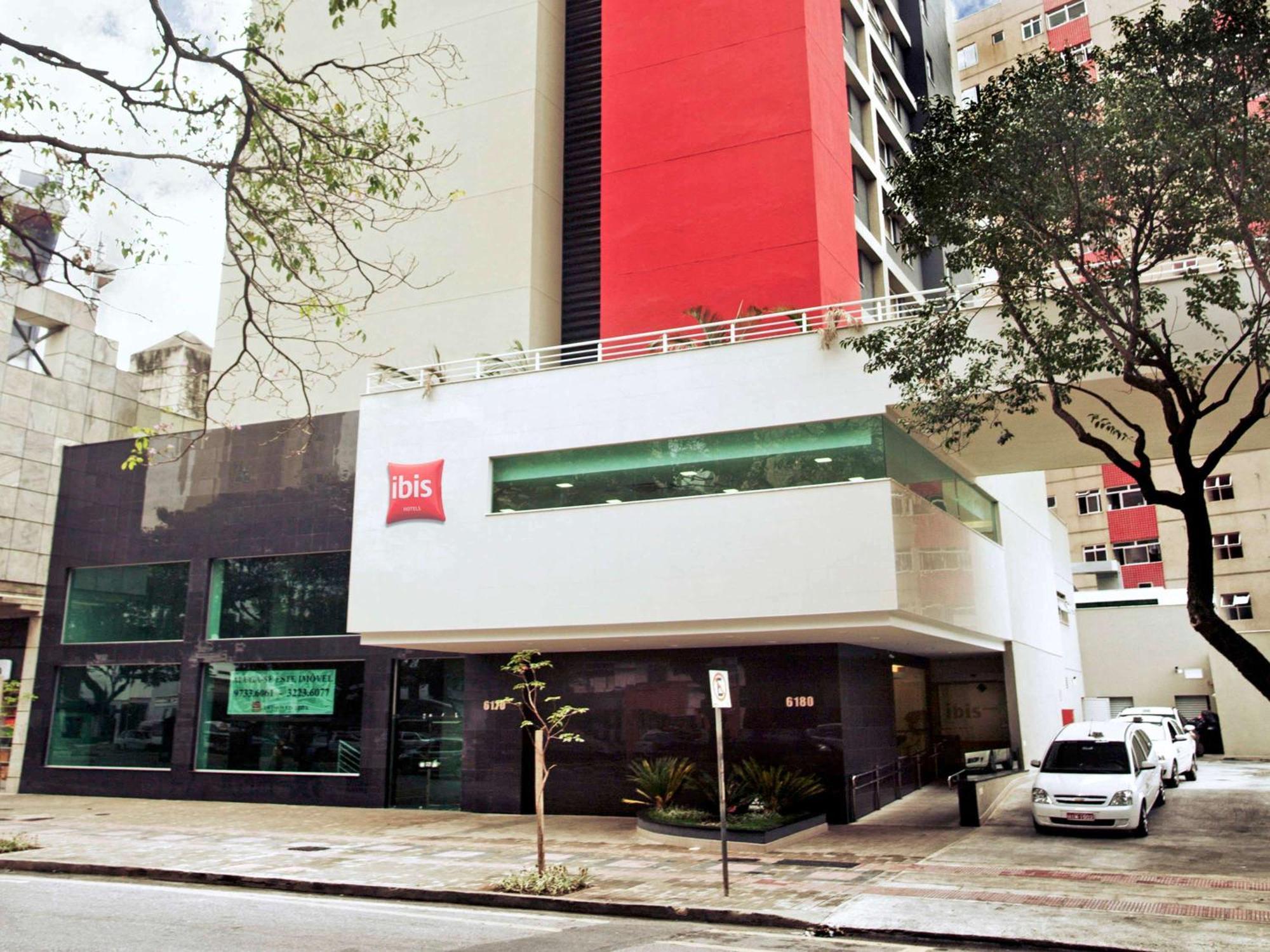 Готель Ibis Belo Horizonte Savassi Екстер'єр фото